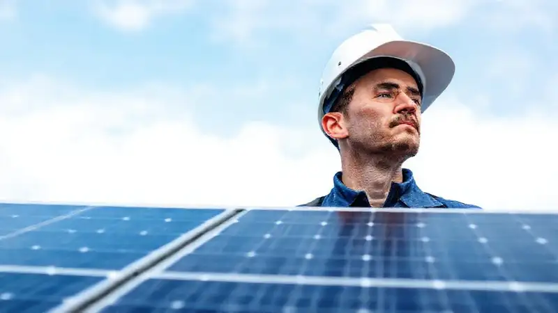 Paneles solares generan energía de manera limpia
