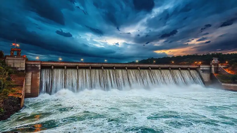 La presa resiste la tormenta cambiante
